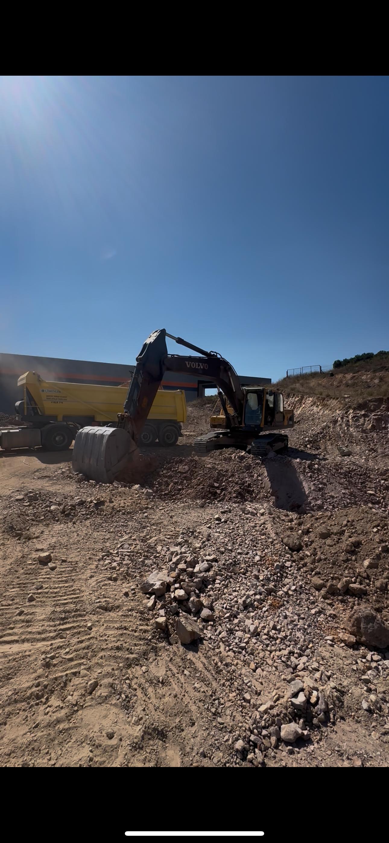 WhatsApp Image 2025-11-07 at 20.32.59 (1)